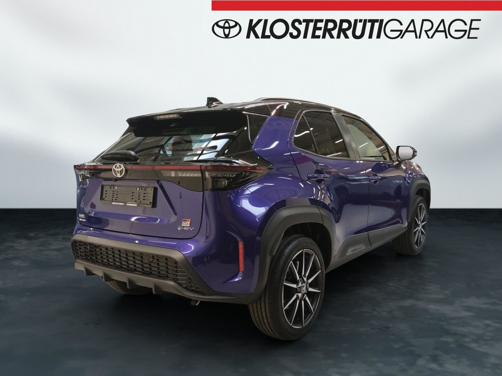 TOYOTA Yaris Cross 1.5 VVT-i HSD GR Sport, Full-Hybrid Petrol/Electric, New car, Automatic - 3
