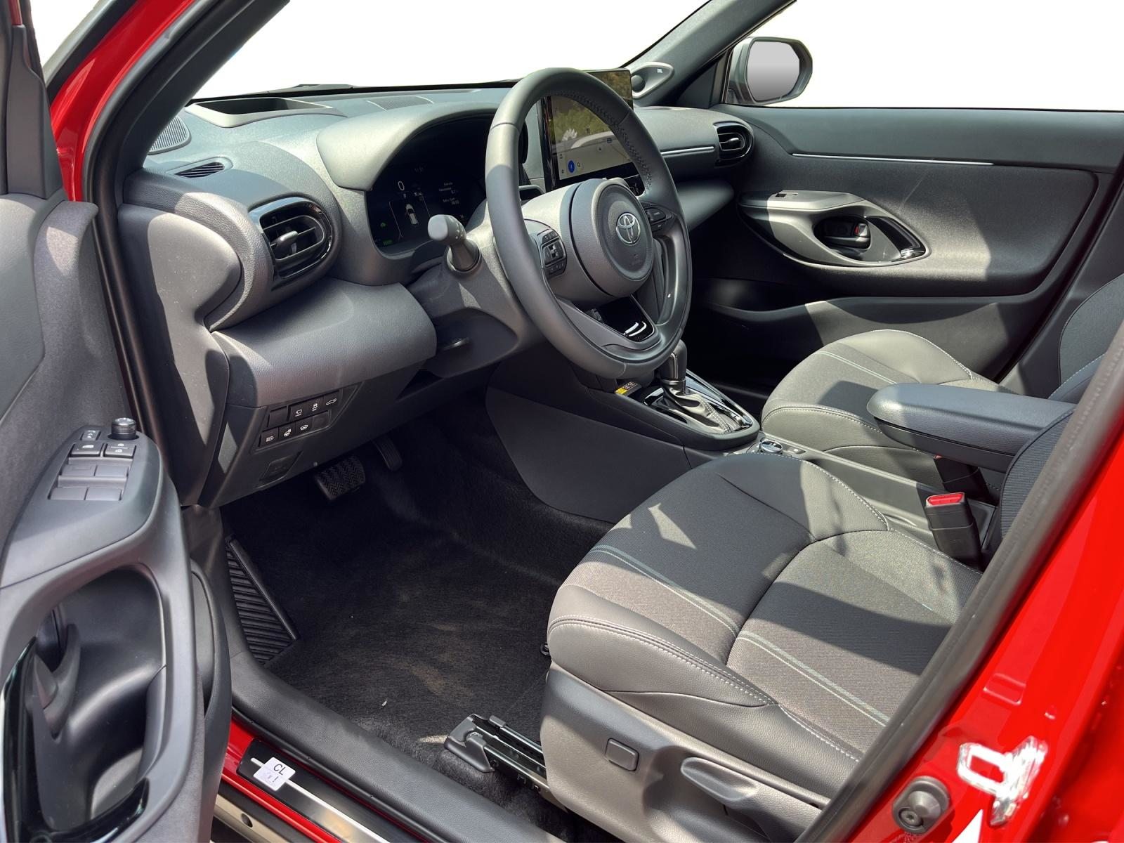 TOYOTA Yaris Cross 1.5 VVT-i HSD Premium AWD-i, Full-Hybrid Petrol/Electric, New car, Automatic - 6