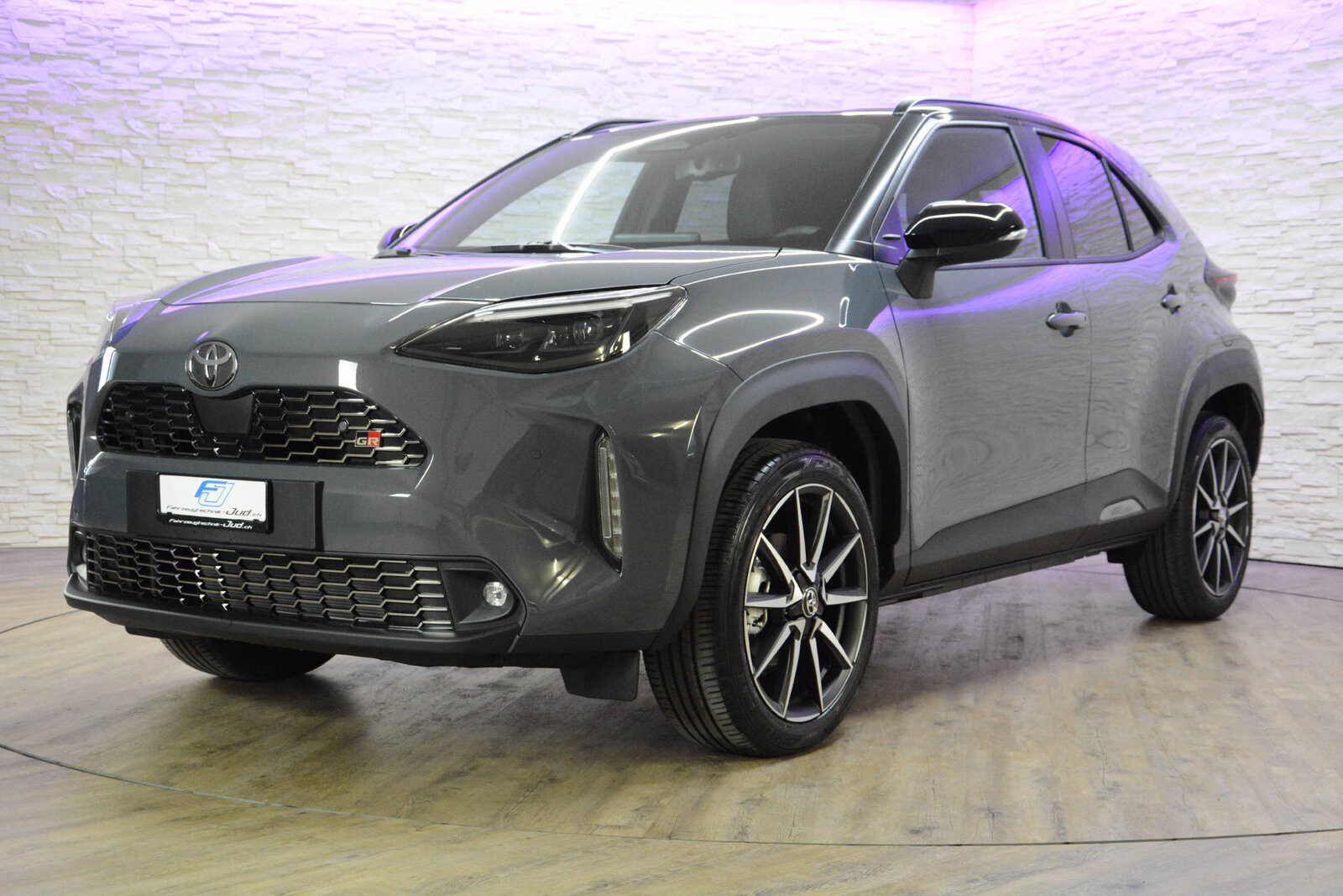TOYOTA Yaris Cross 1.5 VVT-i HSD GR Sport