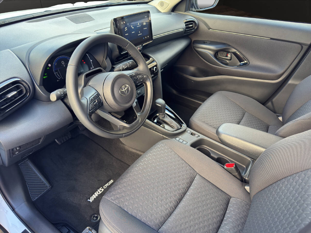 TOYOTA Yaris Cross 1.5 VVT-i HSD Comfort, Full-Hybrid Petrol/Electric, New car, Automatic - 5