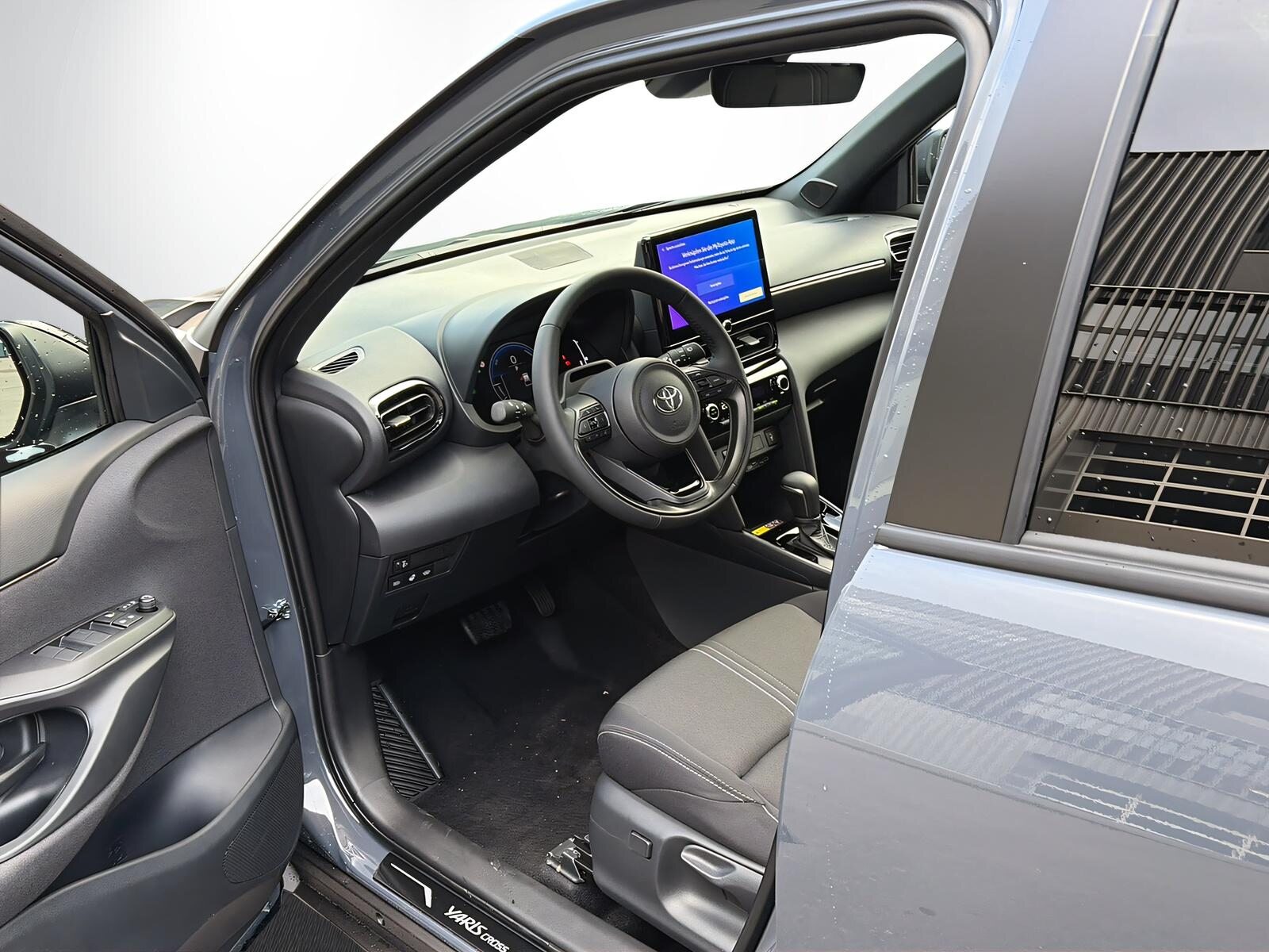 TOYOTA Yaris Cross 1.5 VVT-i HSD Trend, Full-Hybrid Petrol/Electric, New car, Automatic - 7