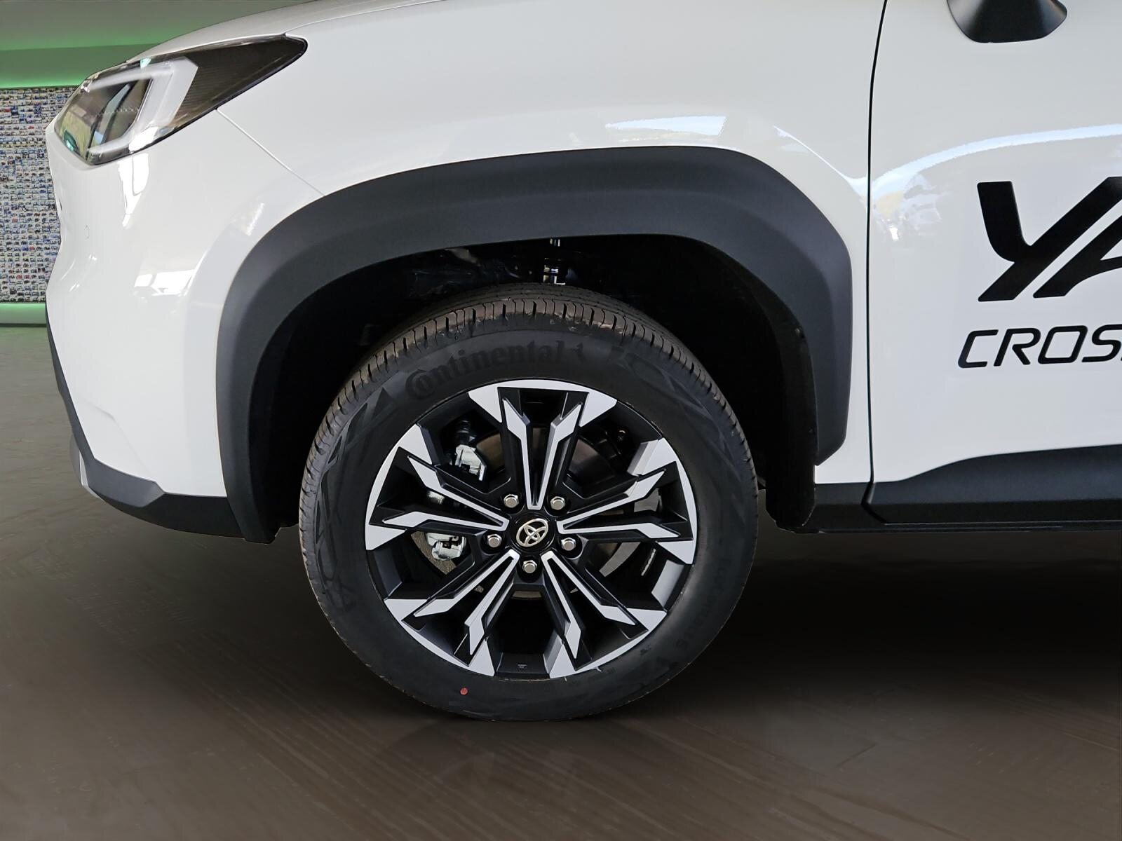 TOYOTA Yaris Cross 1.5 VVT-i HSD Trend AWD-i, Voll-Hybrid Benzin/Elektro, Neuwagen, Automatik - 6