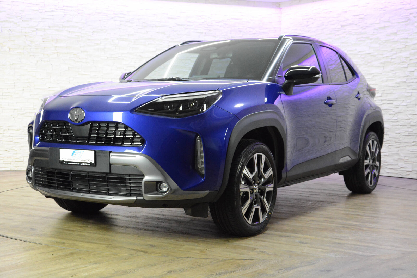 TOYOTA Yaris Cross 1.5 VVT-i HSD Premium AWD-i