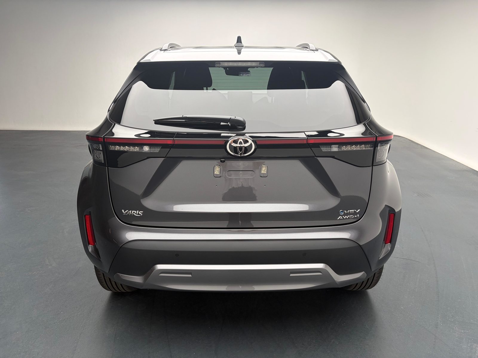 TOYOTA Yaris Cross 1.5 VVT-i HSD Premium AWD-i, Full-Hybrid Petrol/Electric, New car, Automatic - 4