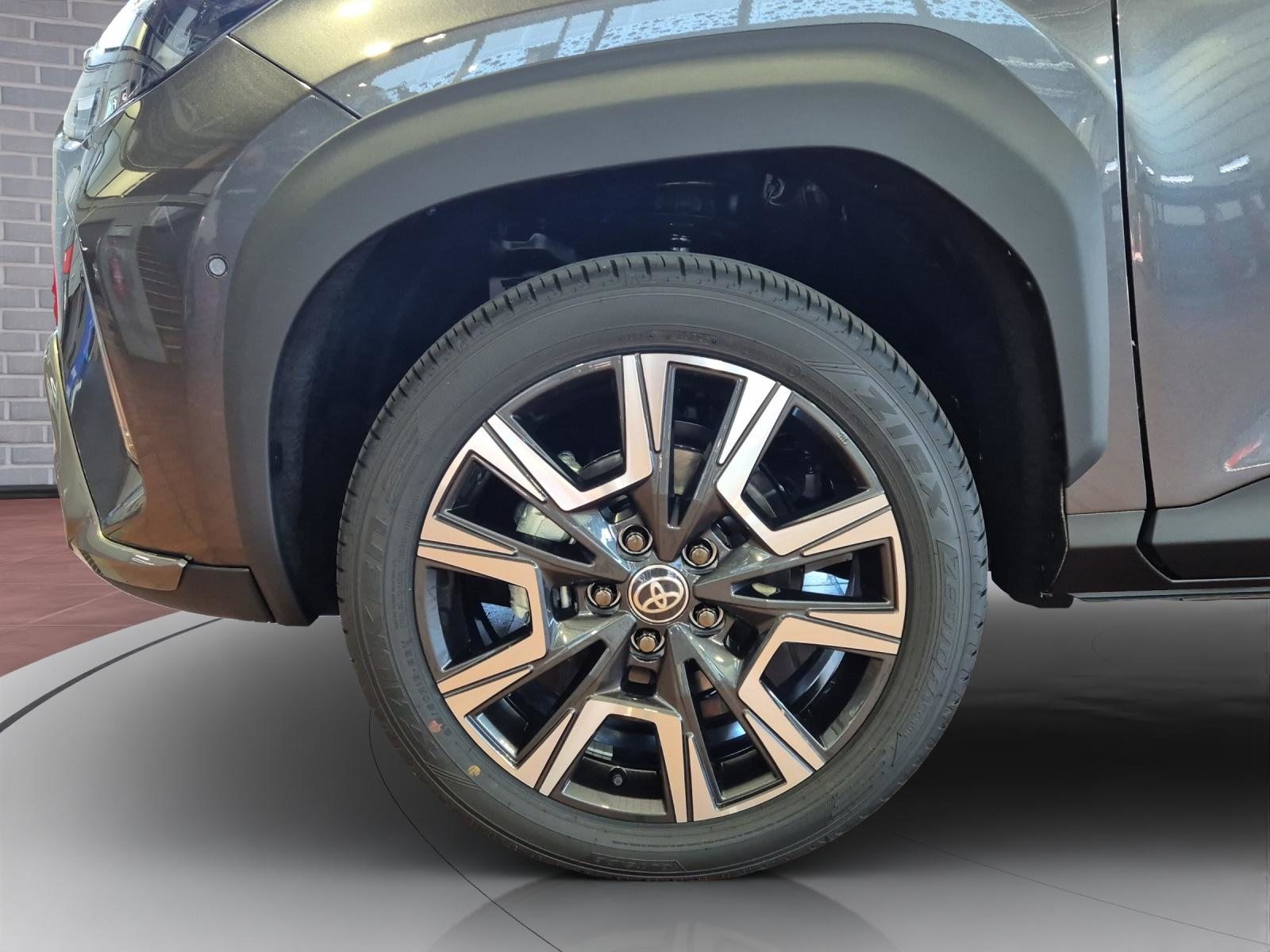 TOYOTA Yaris Cross 1.5 VVT-i HSD Premium AWD-i, Full-Hybrid Petrol/Electric, New car, Automatic - 7