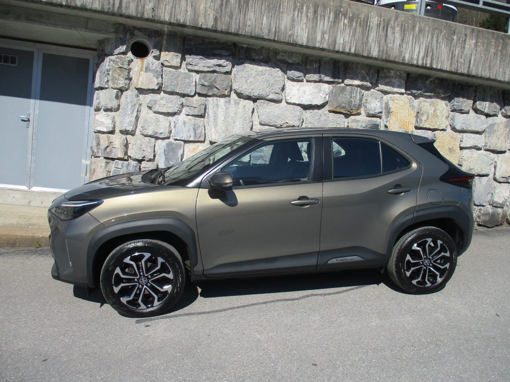 TOYOTA YARIS CROSS 1.5 VVT-i HSD Trend AWD-i, Voll-Hybrid Benzin/Elektro, Occasion / Gebraucht, Automatik - 2