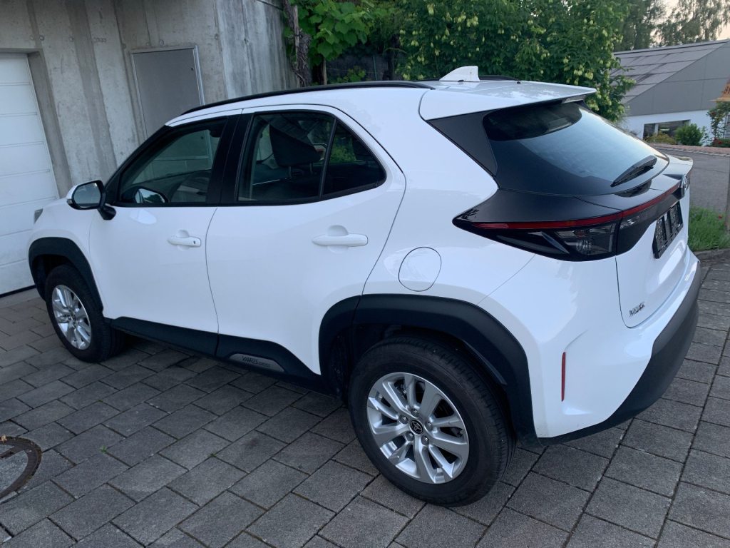 TOYOTA YARIS CROSS 1.5 VVT-i HSD Comfort, Full-Hybrid Petrol/Electric, Second hand / Used, Automatic - 2