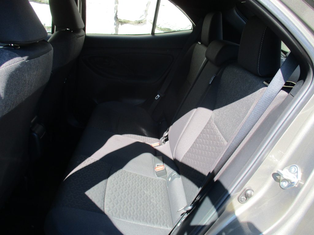 TOYOTA YARIS CROSS 1.5 VVT-i HSD Trend AWD-i, Voll-Hybrid Benzin/Elektro, Occasion / Gebraucht, Automatik - 6