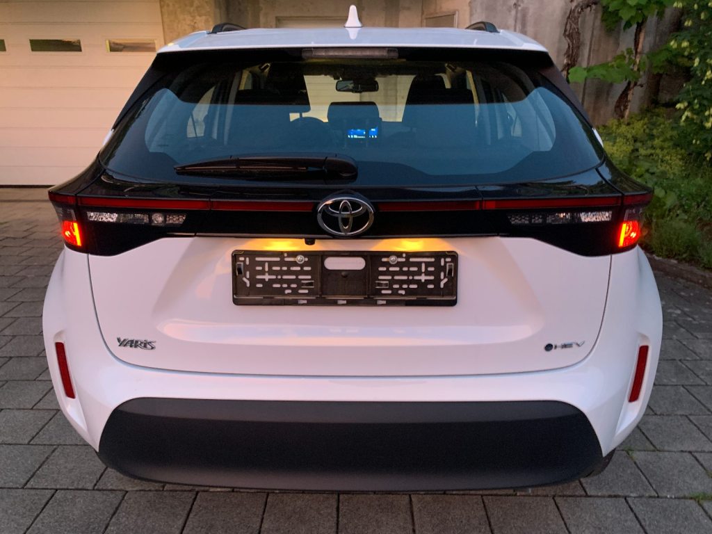 TOYOTA YARIS CROSS 1.5 VVT-i HSD Comfort, Full-Hybrid Petrol/Electric, Second hand / Used, Automatic - 7