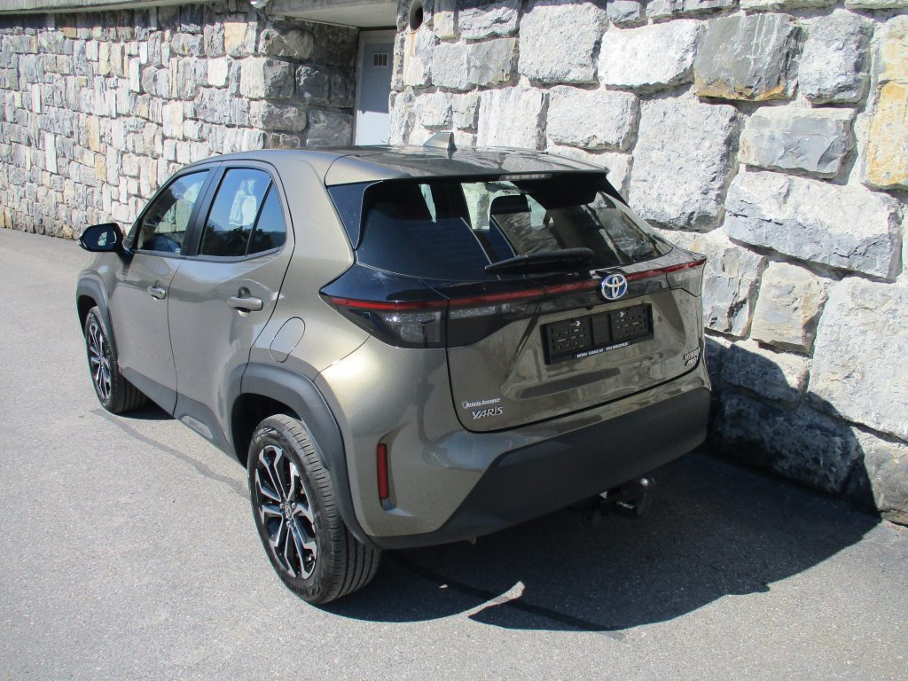 TOYOTA YARIS CROSS 1.5 VVT-i HSD Trend AWD-i, Voll-Hybrid Benzin/Elektro, Occasion / Gebraucht, Automatik - 3
