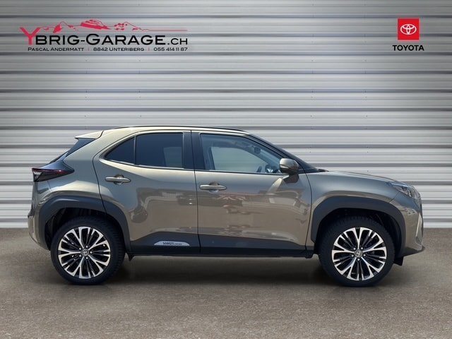 TOYOTA 1.5 VVT-i HSD Executive AWD-i, Voll-Hybrid Benzin/Elektro, Occasion / Gebraucht, Automatik - 6