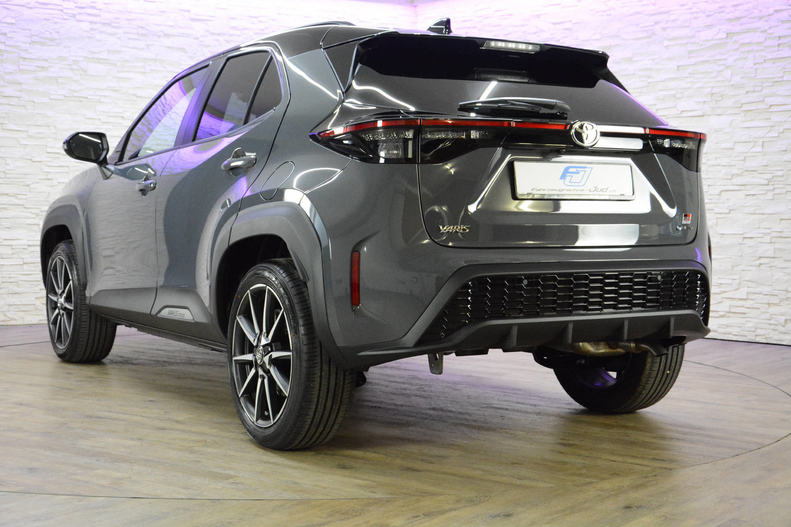 TOYOTA Yaris Cross 1.5 VVT-i HSD GR Sport, Hybride Integrale Benzina/Elettrica, Occasioni / Usate, Automatico - 7