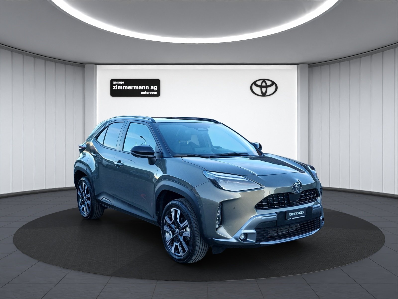 TOYOTA Yaris Cross 1.5 VVT-i HSD Premiere Edition AWD-i, Full-Hybrid Petrol/Electric, Second hand / Used, Automatic - 3