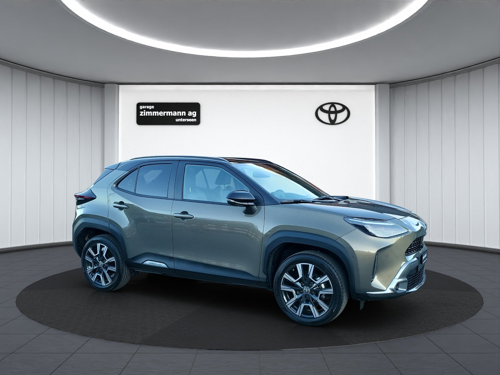 TOYOTA Yaris Cross 1.5 VVT-i HSD Premiere Edition AWD-i, Full-Hybrid Petrol/Electric, Second hand / Used, Automatic - 4
