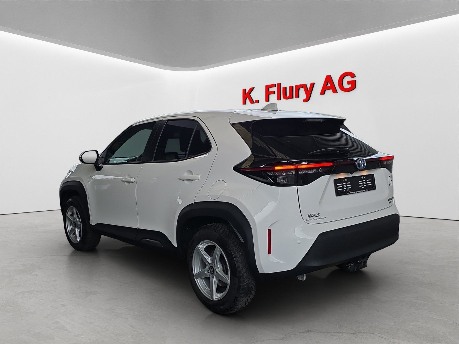 TOYOTA Yaris Cross 1.5 VVT-i HSD Trend AWD-i, Voll-Hybrid Benzin/Elektro, Occasion / Gebraucht, Automatik - 3