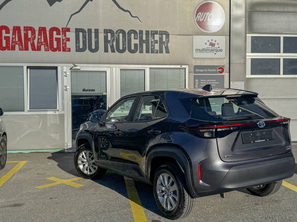 TOYOTA Yaris Cross 1.5 VVT-i HSD Comfort AWD-i, Voll-Hybrid Benzin/Elektro, Occasion / Gebraucht, Automatik - 4
