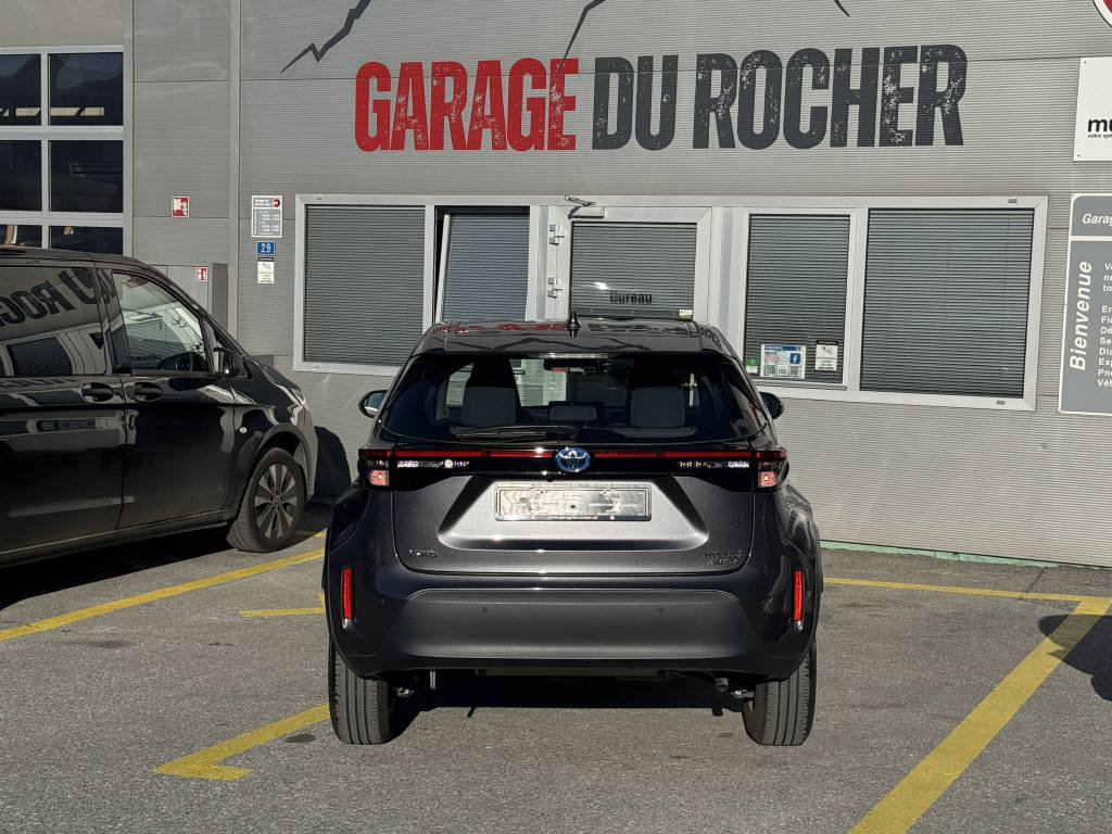 TOYOTA Yaris Cross 1.5 VVT-i HSD Comfort AWD-i, Voll-Hybrid Benzin/Elektro, Occasion / Gebraucht, Automatik - 6