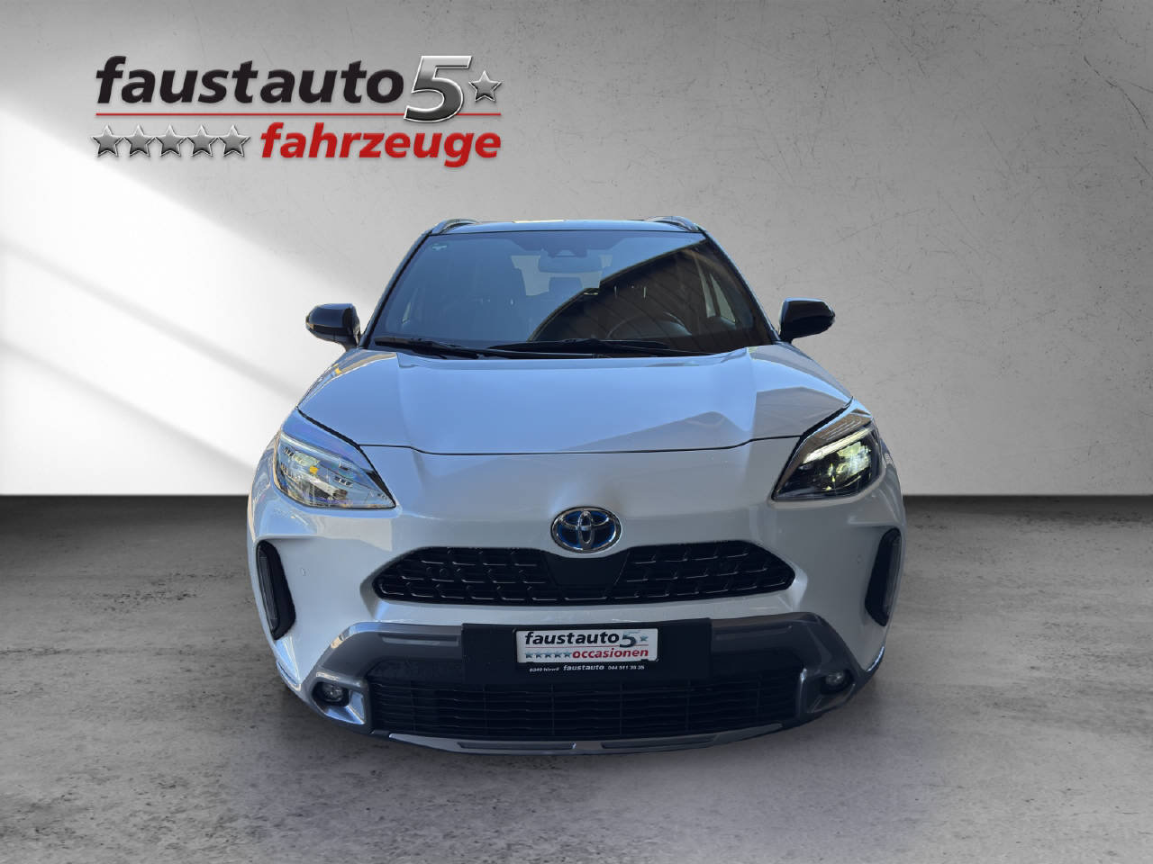 TOYOTA Yaris Cross 1.5 VVT-i HSD Adve, Hybride Intégral Essence/Électricité, Occasion / Utilisé, Automatique - 2