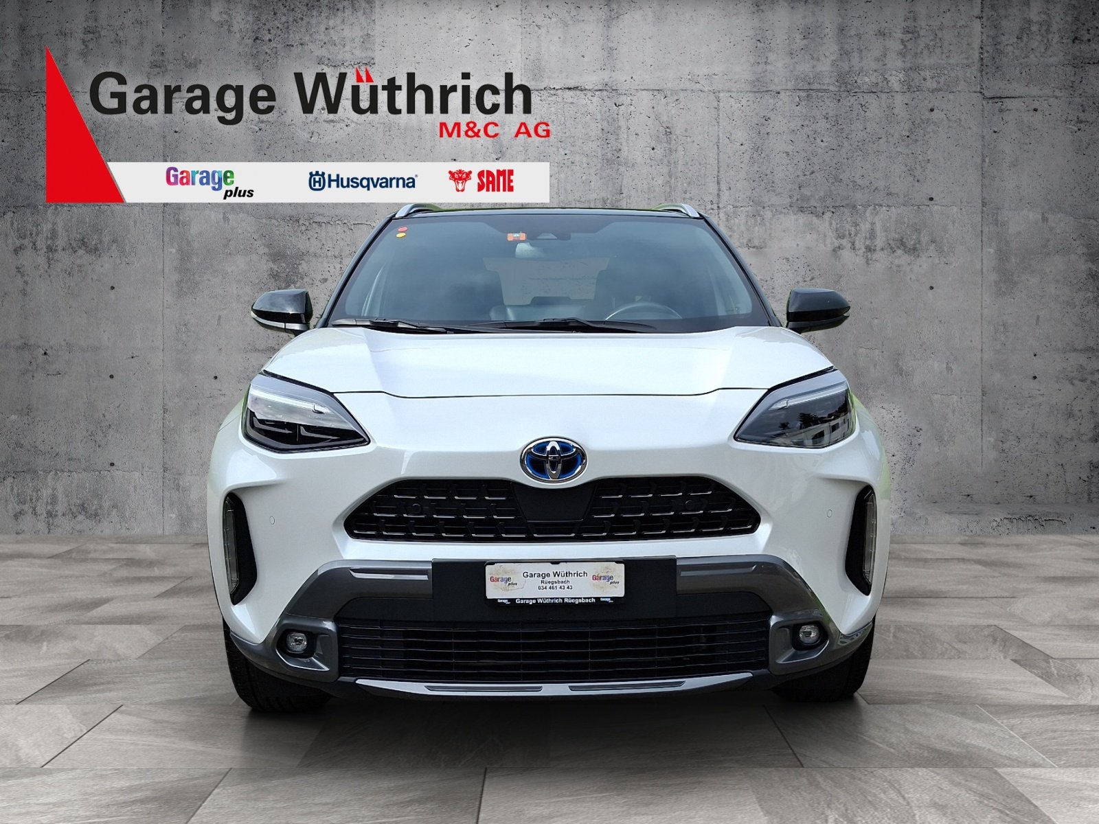 TOYOTA Yaris Cross 1.5 VVT-i HSD Adventure AWD-i, Voll-Hybrid Benzin/Elektro, Occasion / Gebraucht, Automatik - 2