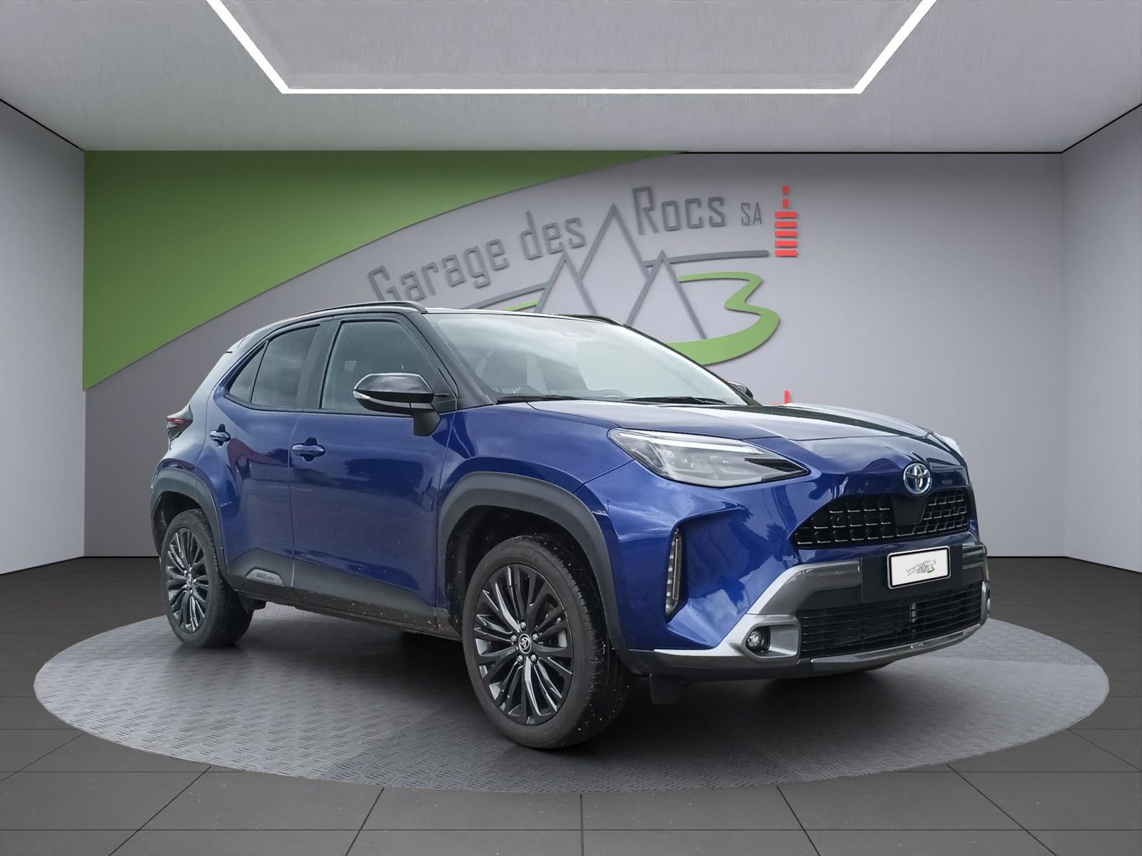 TOYOTA Yaris Cross 1.5 VVT-i HSD Adventure AWD-i