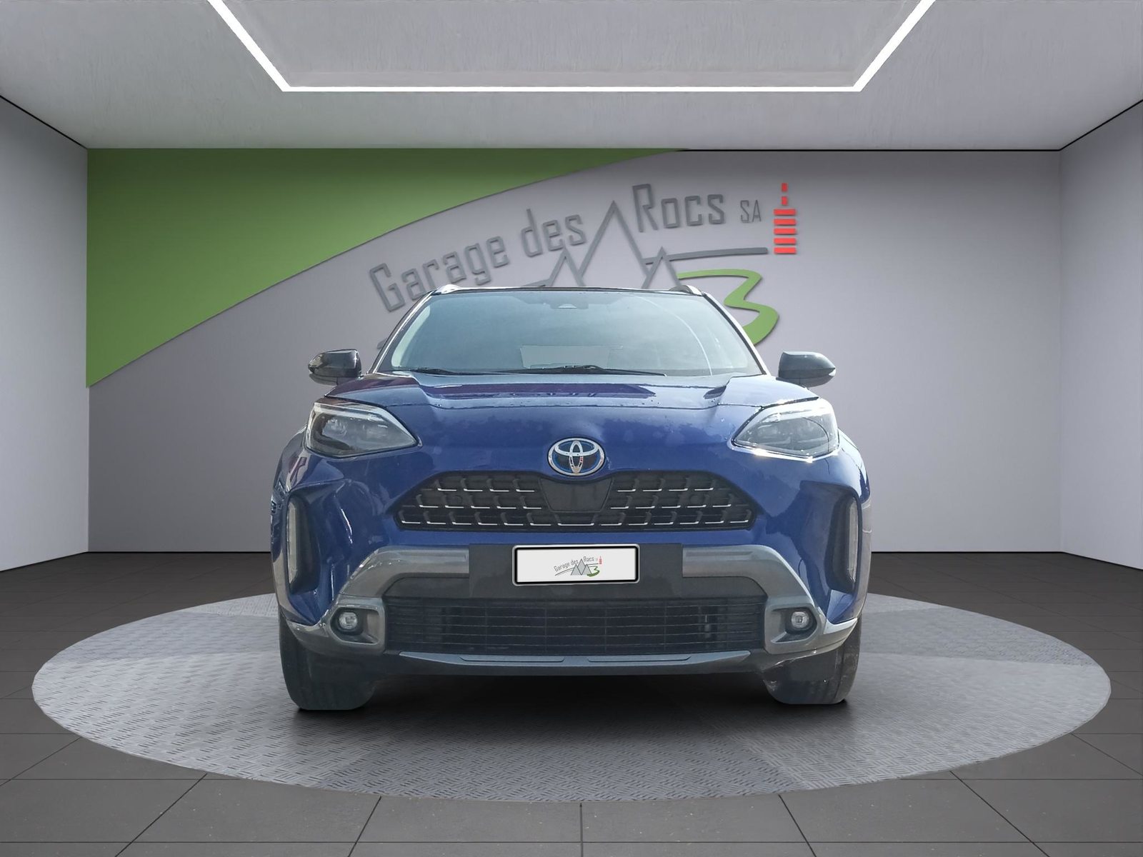 TOYOTA Yaris Cross 1.5 VVT-i HSD Adventure AWD-i, Voll-Hybrid Benzin/Elektro, Occasion / Gebraucht, Automatik - 2