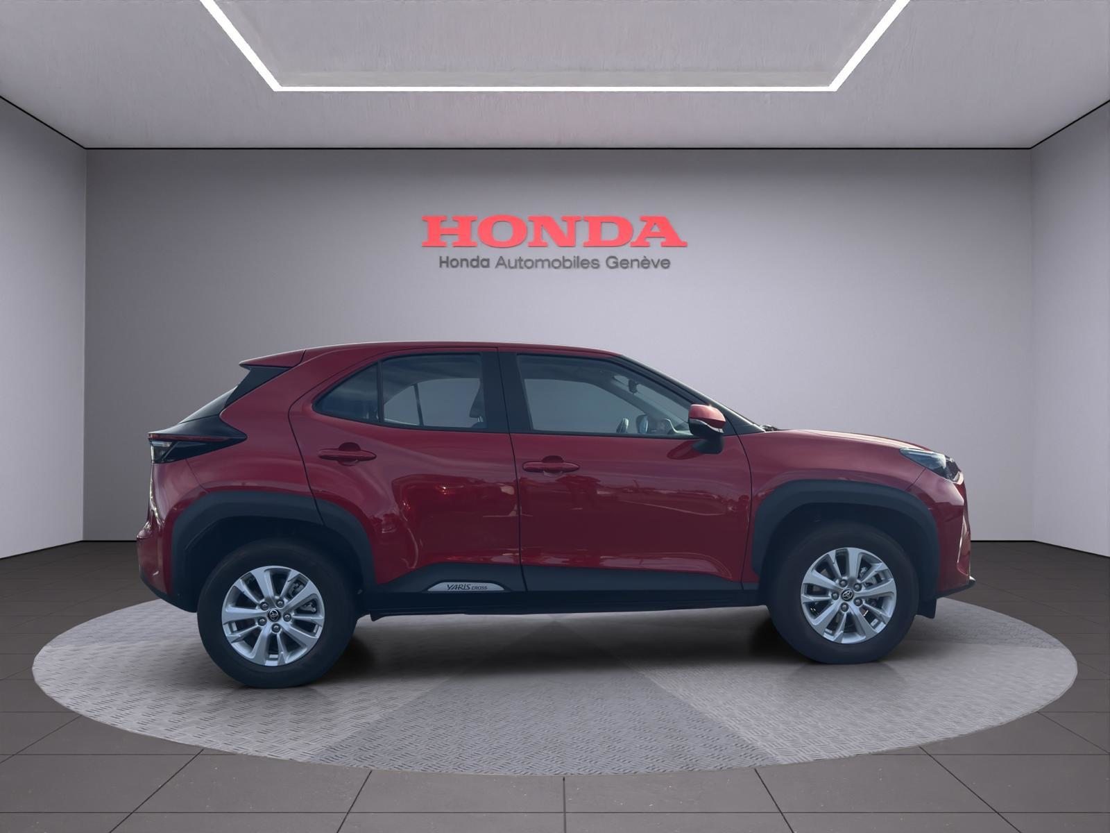 TOYOTA Yaris Cross 1.5 VVT-i HSD Trend