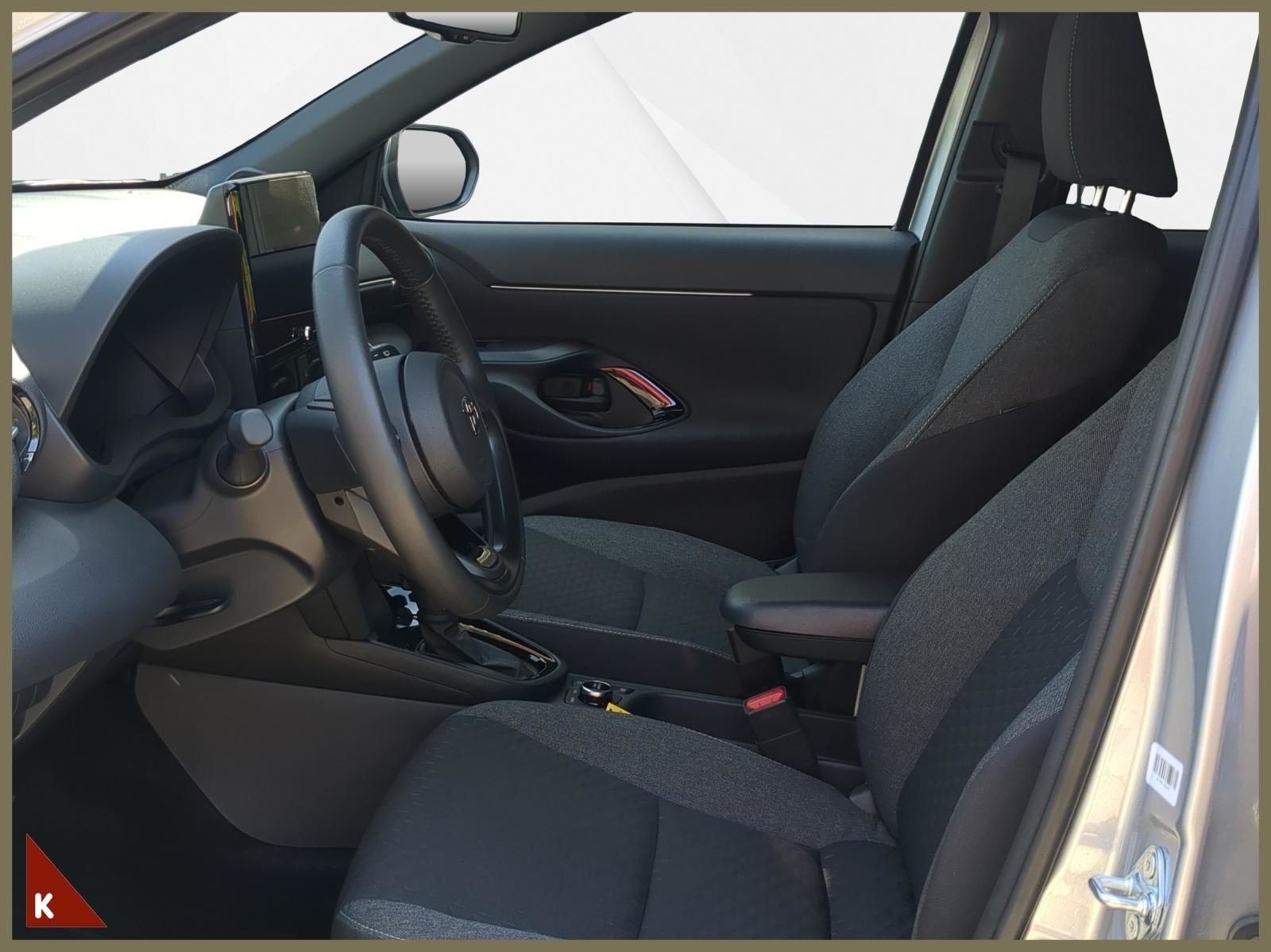 TOYOTA Yaris Cross 1.5 VVT-i HSD Trend AWD-i, Voll-Hybrid Benzin/Elektro, Occasion / Gebraucht, Automatik - 7