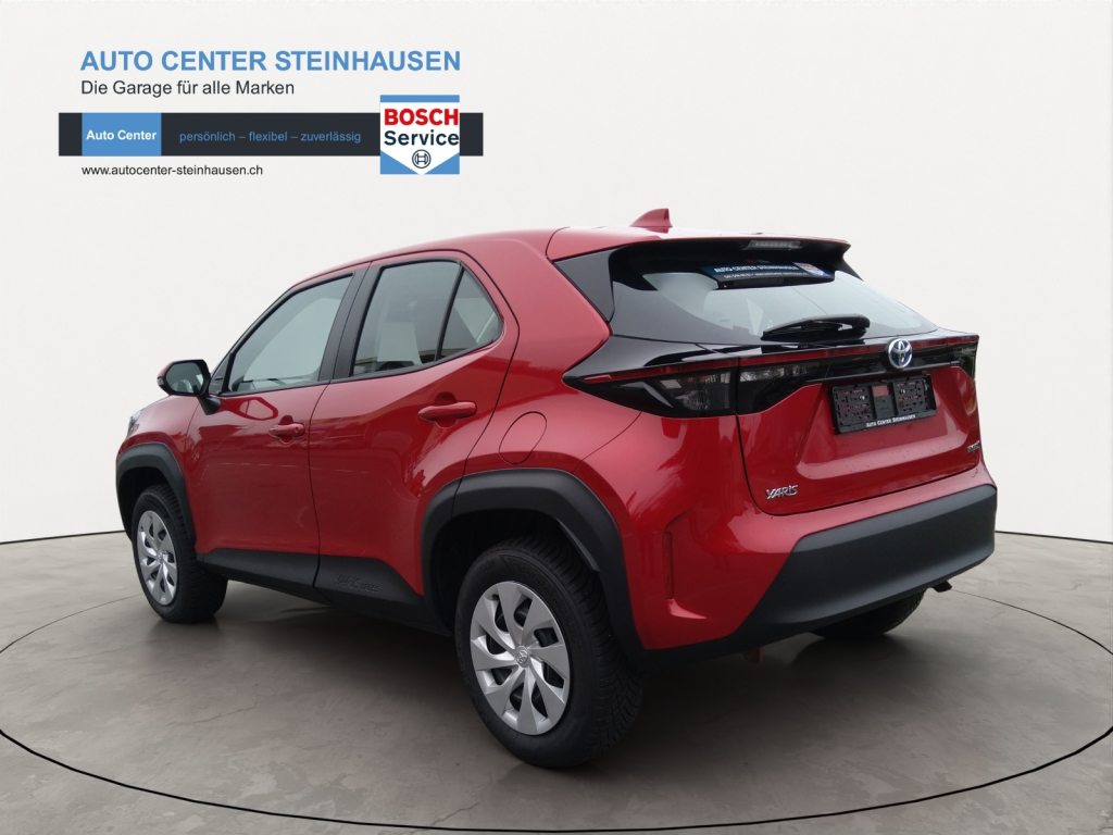 TOYOTA Yaris Cross 1.5 VVT-i HSD Active, Voll-Hybrid Benzin/Elektro, Occasion / Gebraucht, Automatik - 3