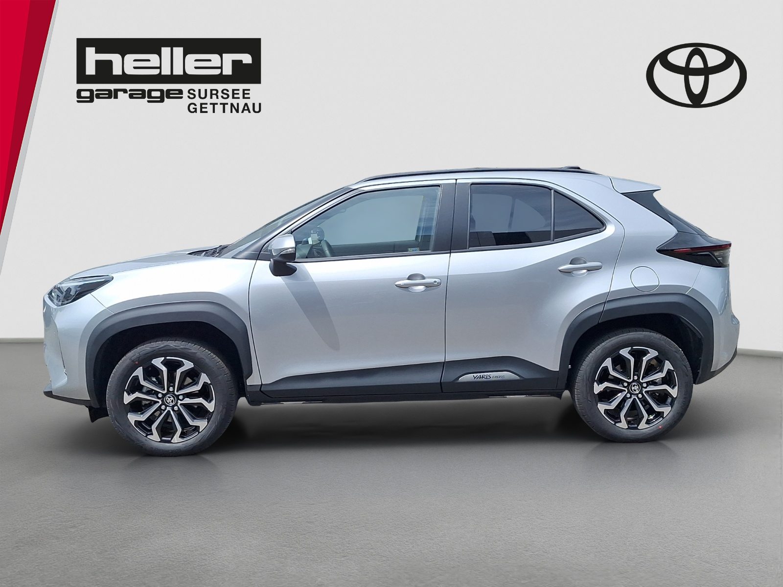 TOYOTA Yaris Cross 1.5 VVT-i HSD Trend AWD-i, Full-Hybrid Petrol/Electric, Second hand / Used, Automatic - 2