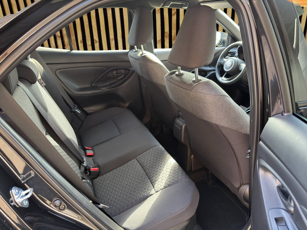 TOYOTA Yaris Cross 1.5 VVT-i HSD Trend, Full-Hybrid Petrol/Electric, Second hand / Used, Automatic - 6