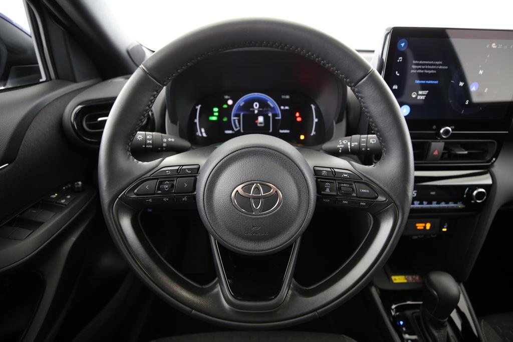 TOYOTA Yaris Cross 1.5 VVT-i HSD Trend AWD-i, Hybride Intégral Essence/Électricité, Occasion / Utilisé, Automatique - 6