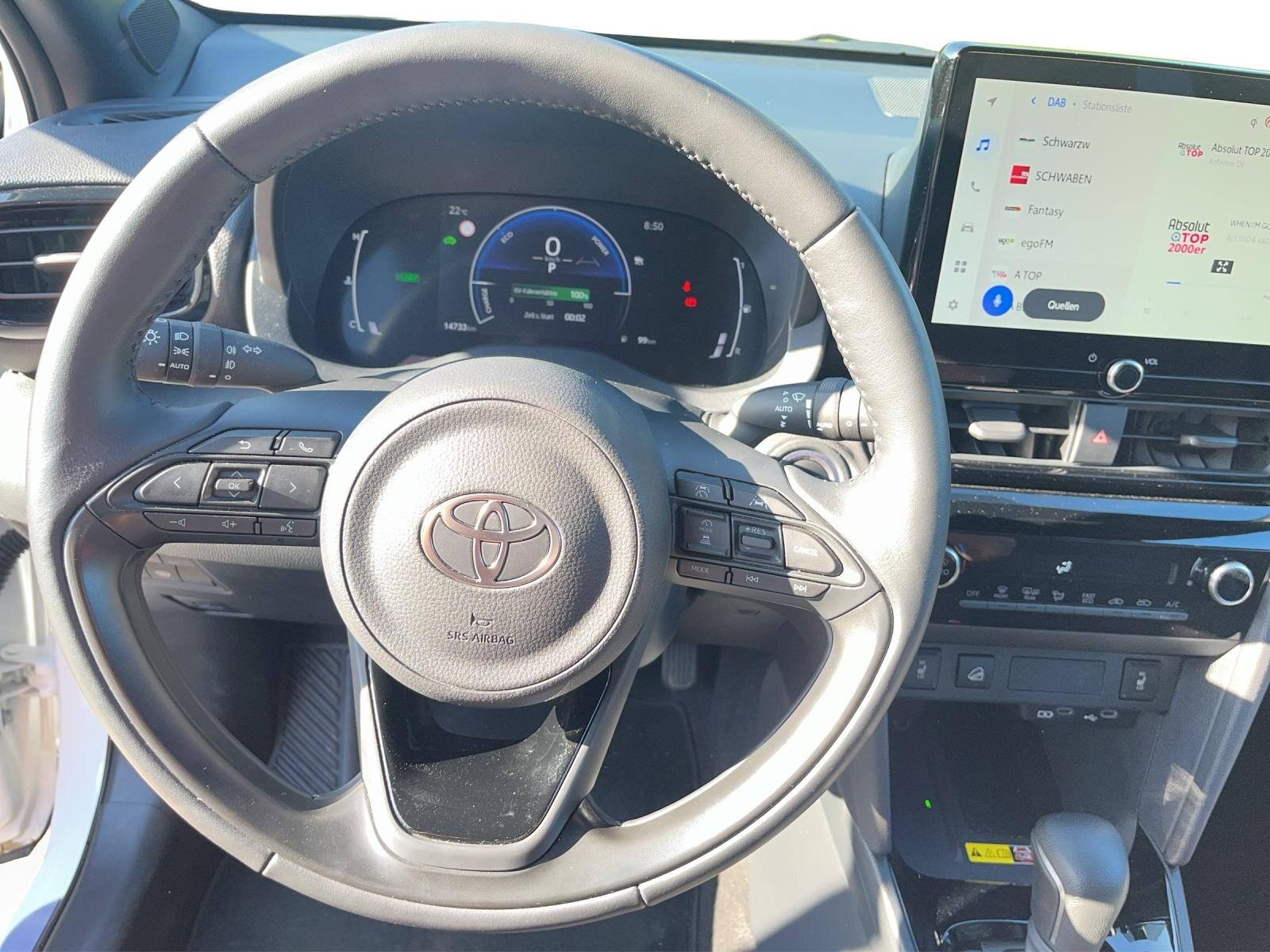 TOYOTA Yaris Cross 1.5 VVT-i HSD Trend AWD-i, Full-Hybrid Petrol/Electric, Second hand / Used, Automatic - 7