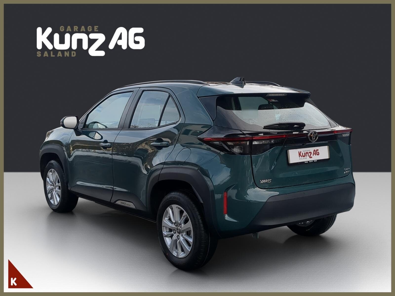 TOYOTA Yaris Cross 1.5 VVT-i HSD Comfort AWD-i, Full-Hybrid Petrol/Electric, Second hand / Used, Automatic - 4