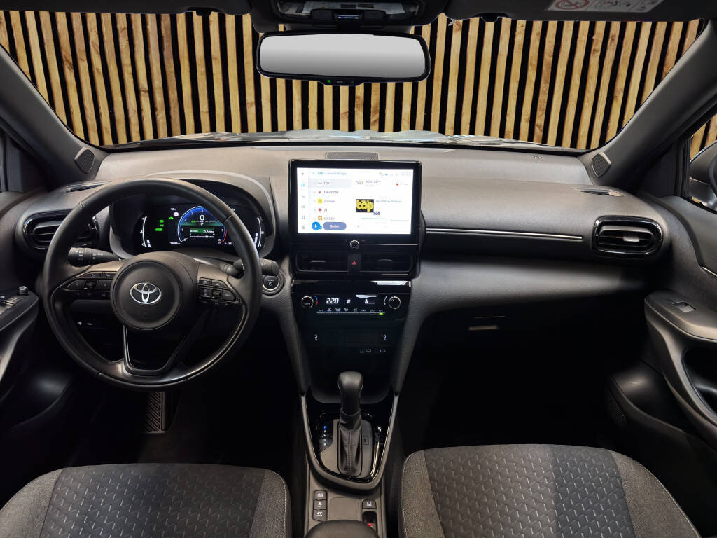 TOYOTA Yaris Cross 1.5 VVT-i HSD Trend, Voll-Hybrid Benzin/Elektro, Occasion / Gebraucht, Automatik - 7