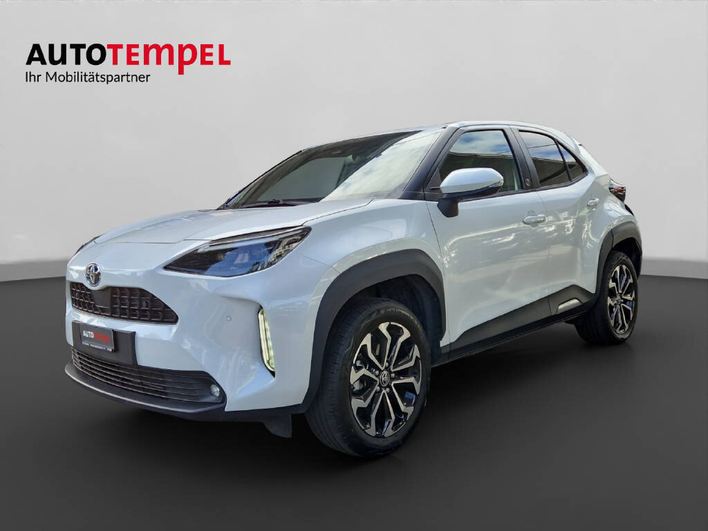 TOYOTA Yaris Cross 1.5 VVT-i HSD Tren