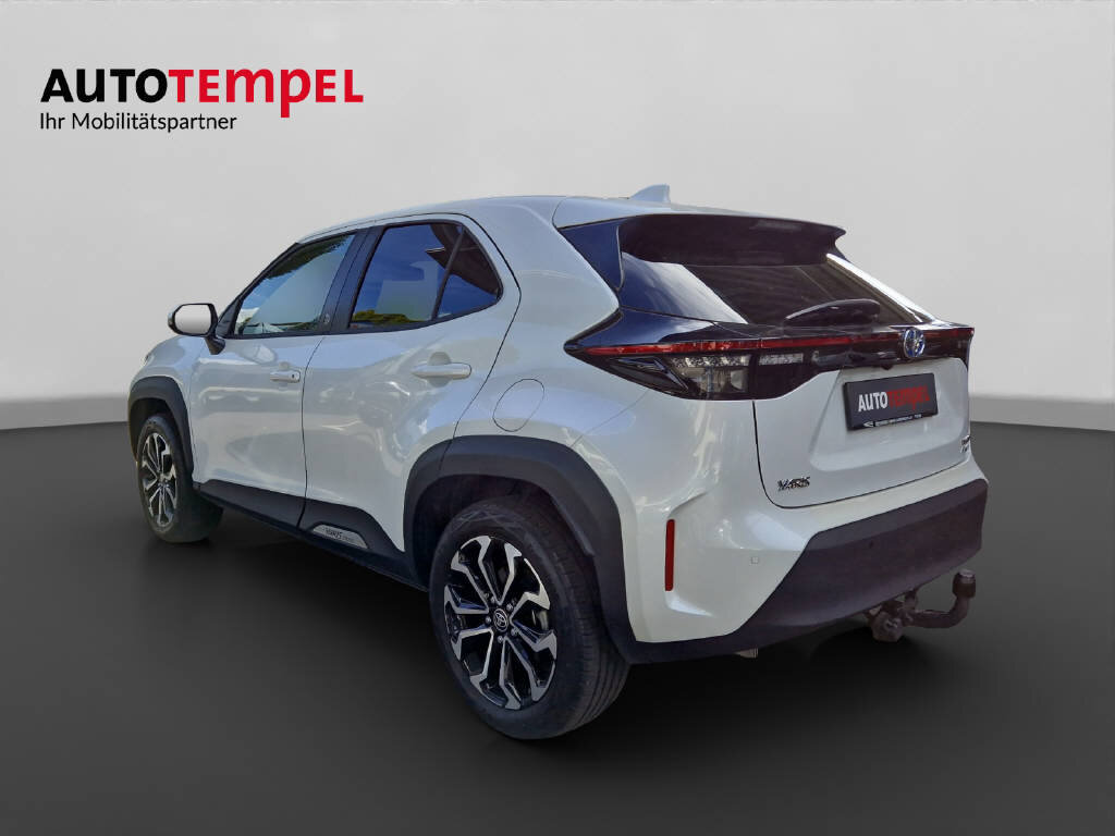 TOYOTA Yaris Cross 1.5 VVT-i HSD Tren, Voll-Hybrid Benzin/Elektro, Occasion / Gebraucht, Automatik - 3