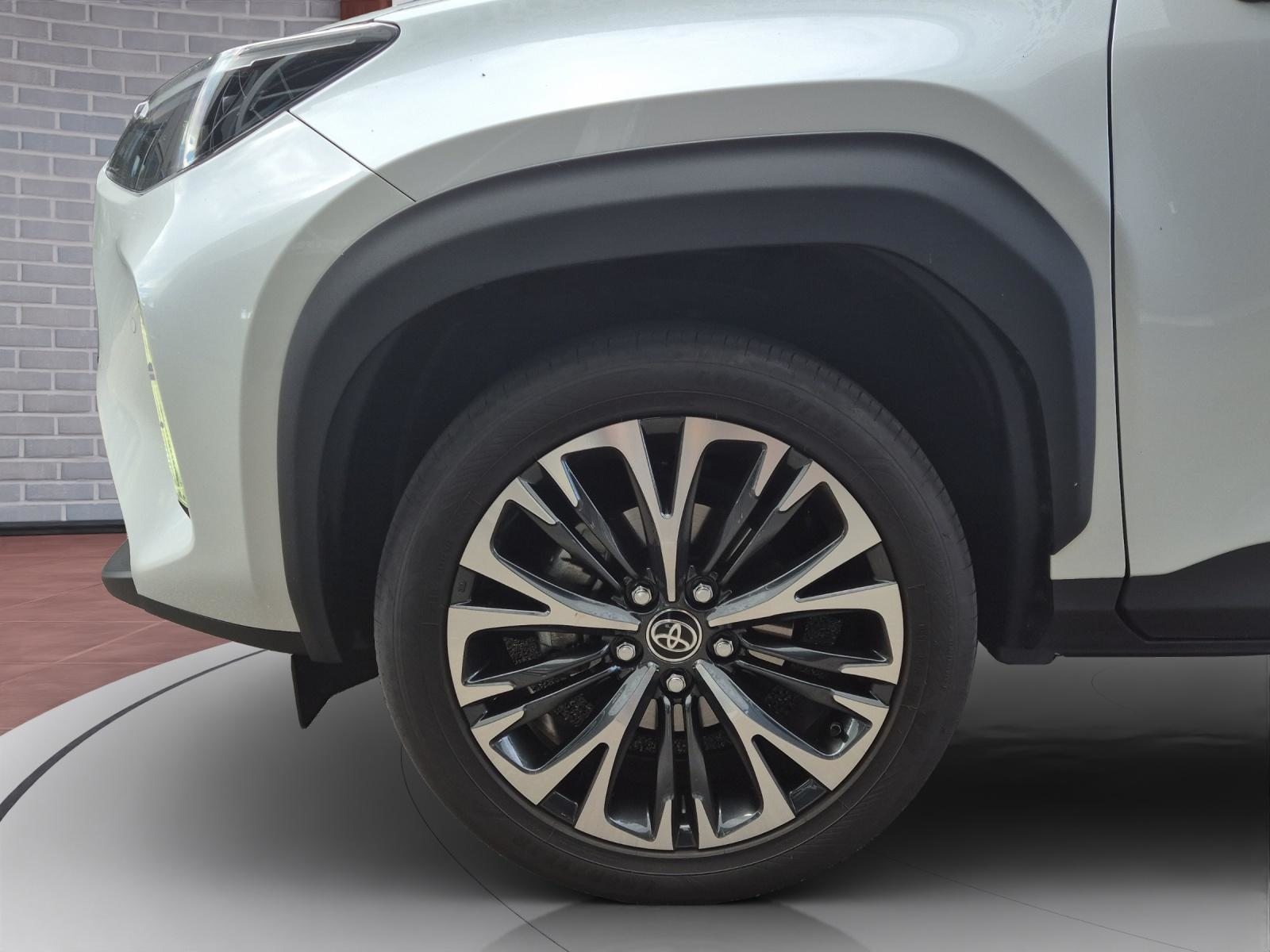 TOYOTA Yaris Cross 1.5 VVT-i HSD Elegant AWD-i, Hybride Integrale Benzina/Elettrica, Occasioni / Usate, Automatico - 7