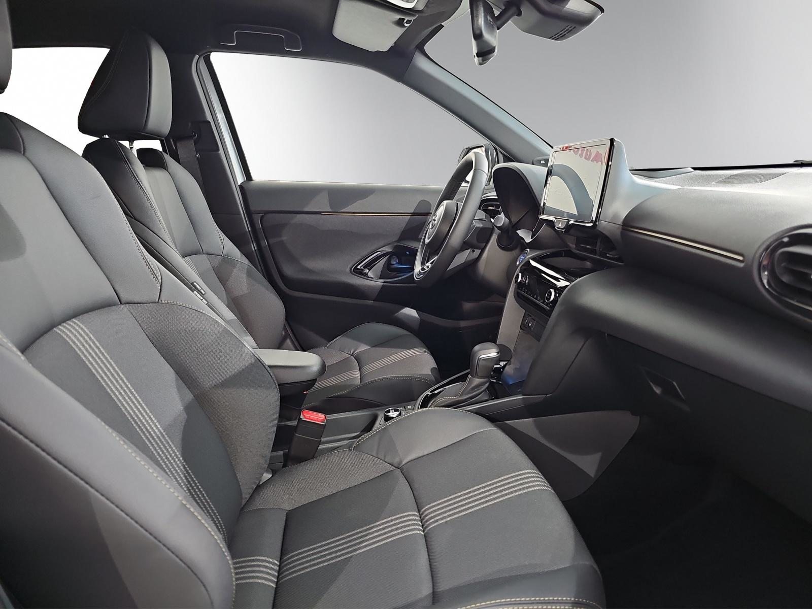 TOYOTA Yaris Cross 1.5 VVT-i HSD Adventure AWD-i, Full-Hybrid Petrol/Electric, New car, Automatic - 7