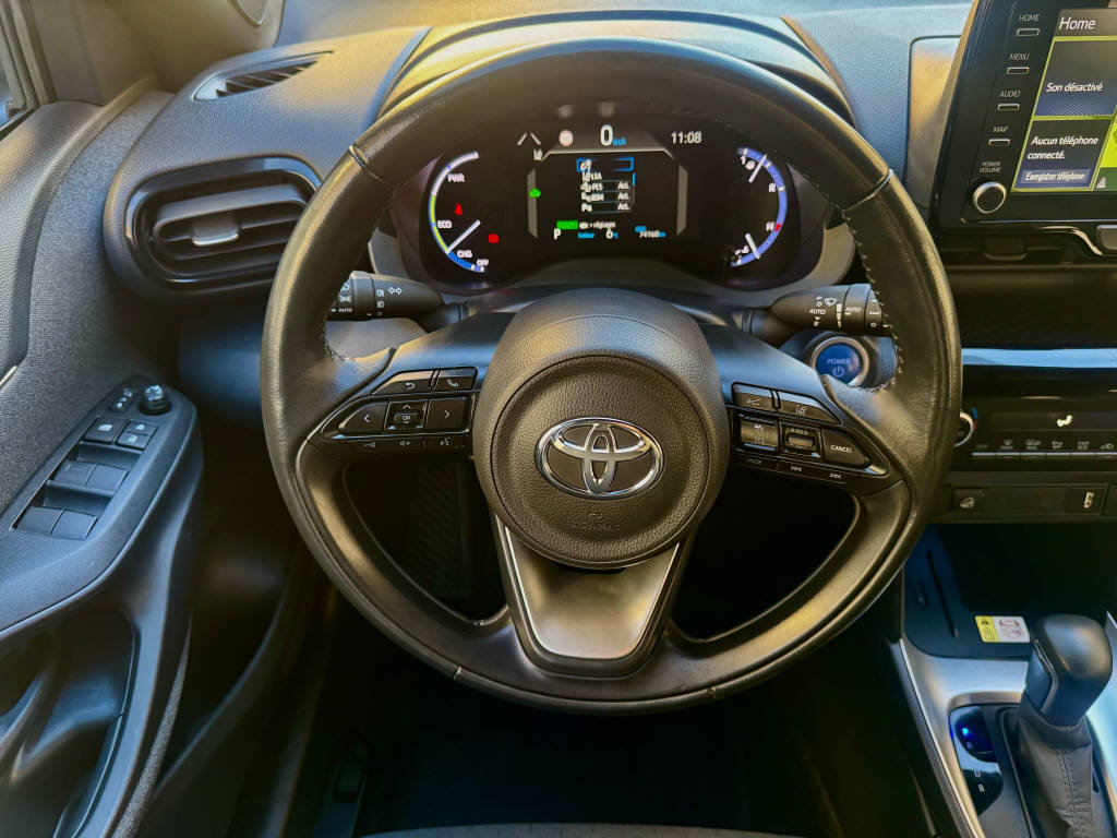 TOYOTA Yaris Cross 1.5 VVT-i HSD Trend AWD-i, Hybride Intégral Essence/Électricité, Occasion / Utilisé, Automatique - 7