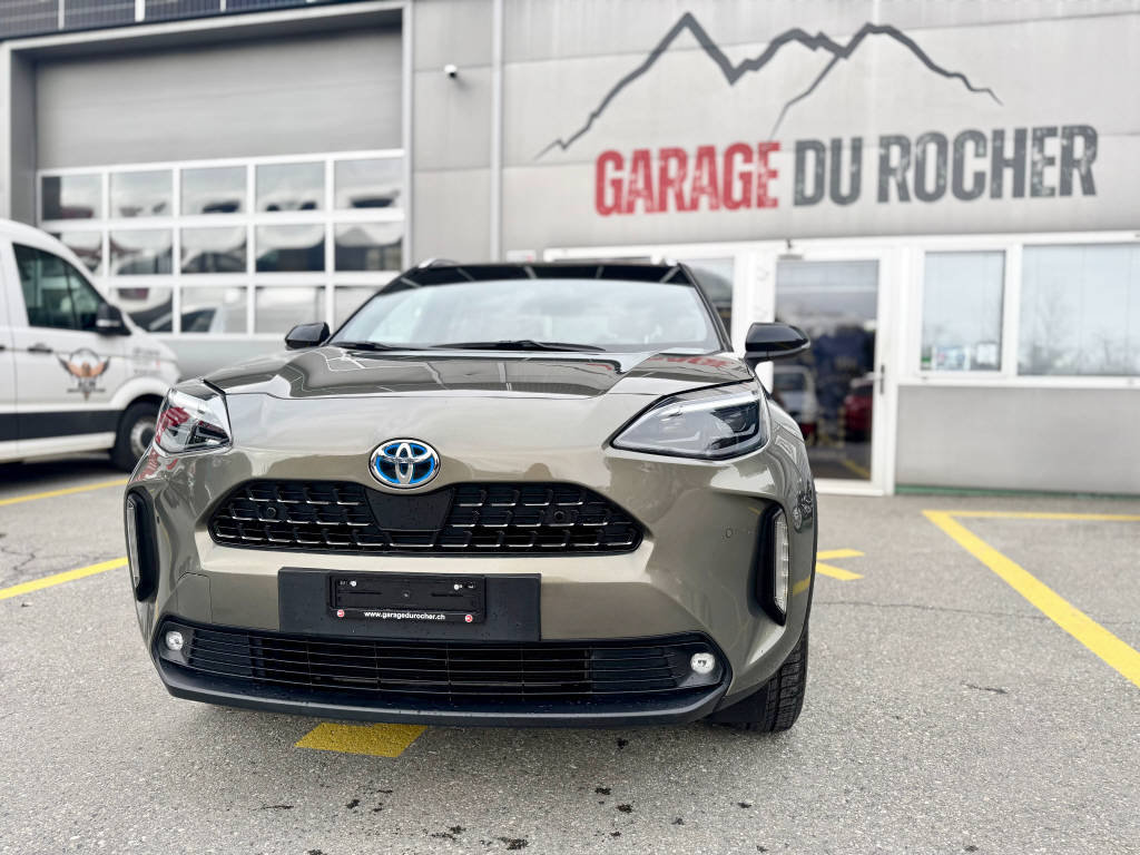 TOYOTA Yaris Cross 1.5 VVT-i HSD Adventure AWD-i, Hybride Intégral Essence/Électricité, Occasion / Utilisé, Automatique - 6