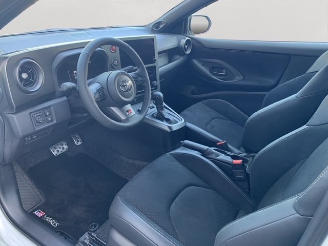TOYOTA Yaris 1.6 GR Sport A, Benzina, Auto nuove, Automatico - 7
