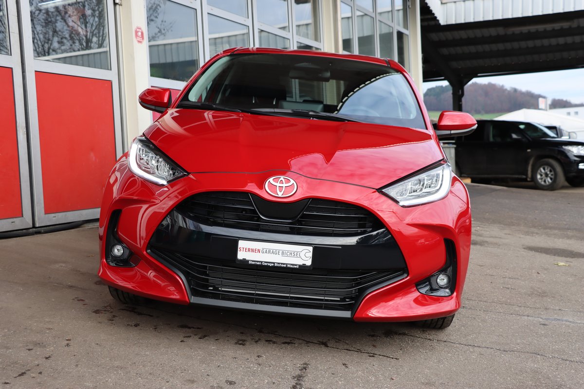 TOYOTA Yaris 1.5 Trend e-CVT, Hybride Intégral Essence/Électricité, Voiture nouvelle, Automatique - 3