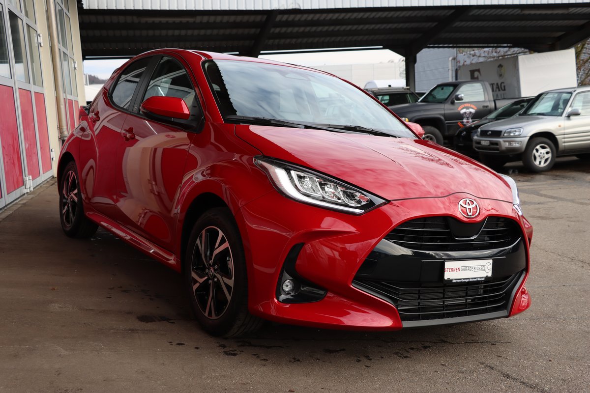 TOYOTA Yaris 1.5 Trend e-CVT, Hybride Intégral Essence/Électricité, Voiture nouvelle, Automatique - 4