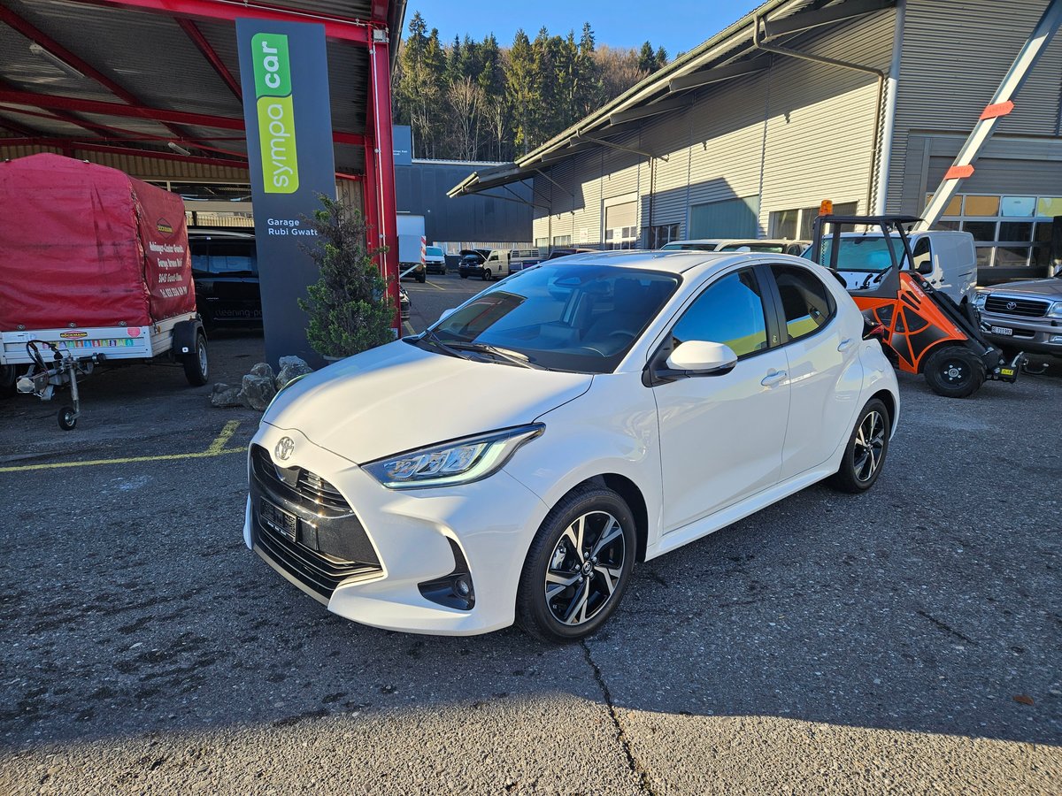 TOYOTA Yaris 1.5 Trend e-CVT