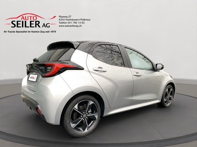 TOYOTA Yaris 1.5 Premium e-CVT, Full-Hybrid Petrol/Electric, New car, Automatic - 4
