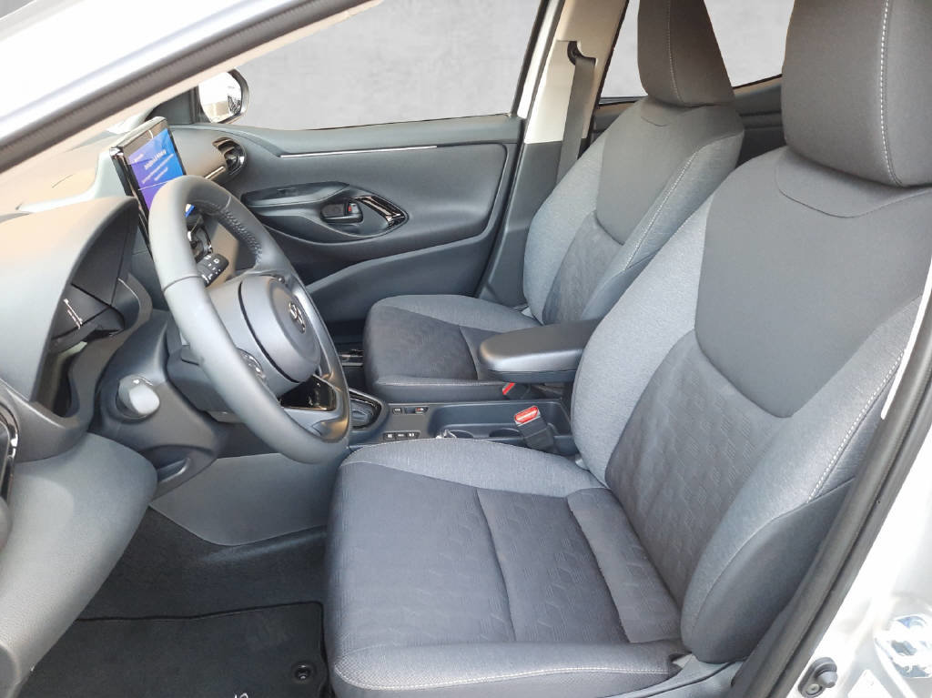 TOYOTA Yaris 1.5 VVT-i HSD Trend, Hybride Intégral Essence/Électricité, Voiture nouvelle, Automatique - 5