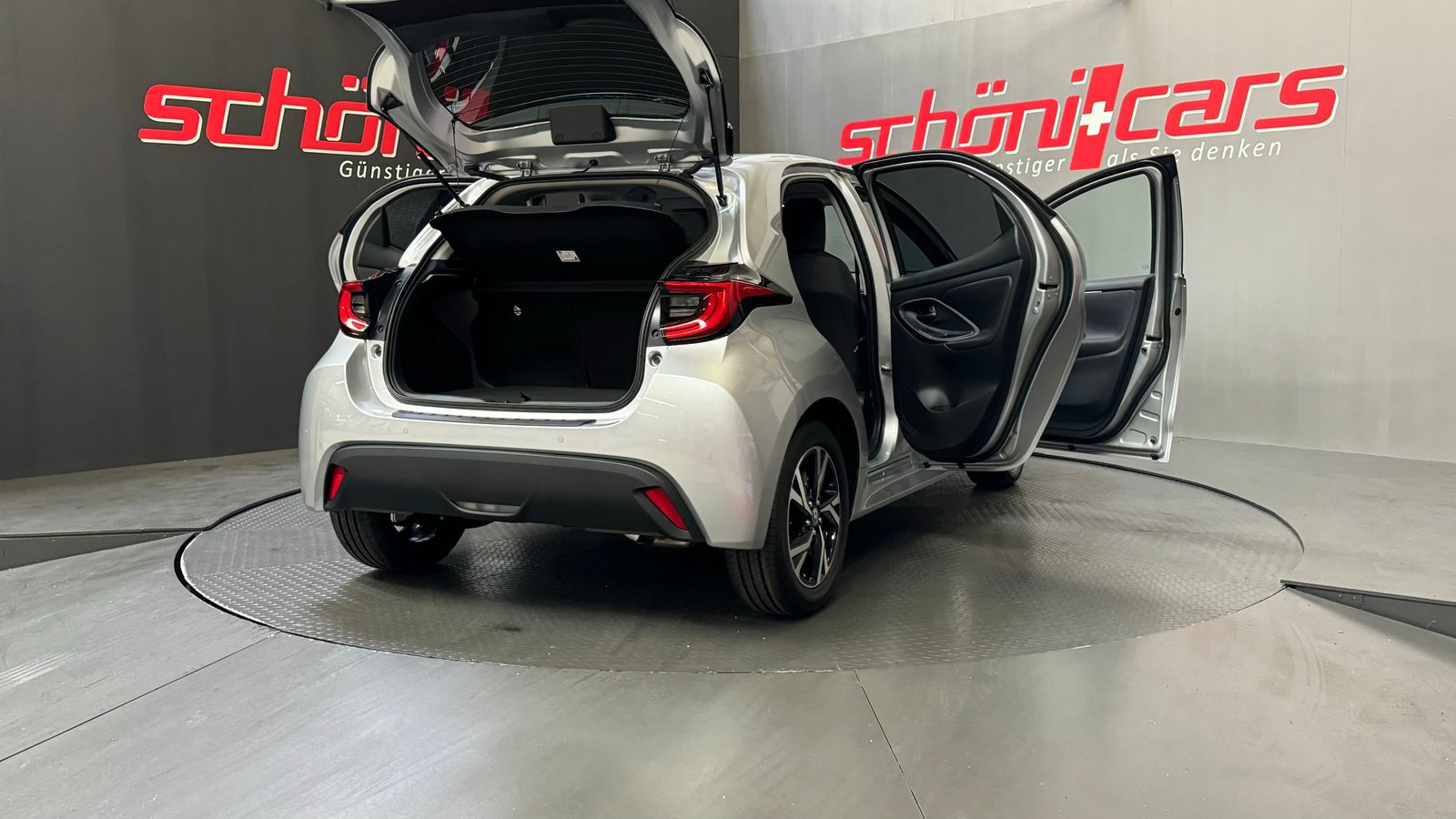TOYOTA Yaris 1.5 Trend e-CVT, Voll-Hybrid Benzin/Elektro, Neuwagen, Automatik - 7