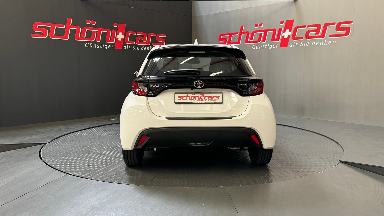 TOYOTA NEW Yaris 1.5 Comfort e-CVT, Full-Hybrid Petrol/Electric, New car, Automatic - 5