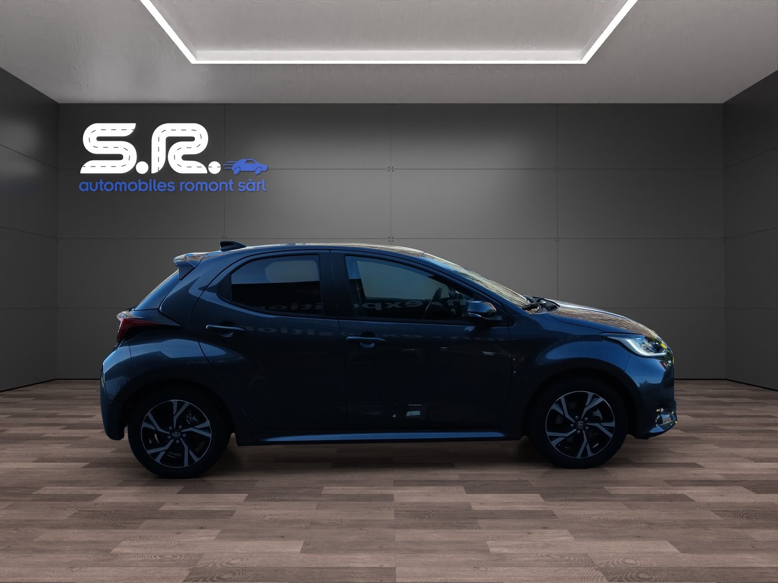 TOYOTA Yaris 1.5 Comfort e-CVT, Voll-Hybrid Benzin/Elektro, Neuwagen, Automatik - 5