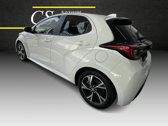 TOYOTA Yaris 1.5 Comfort e-CVT, Voll-Hybrid Benzin/Elektro, Neuwagen, Automatik - 4